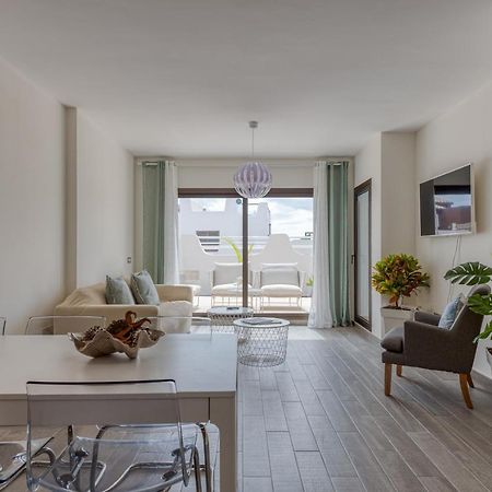 Homeforguest Flat With Large Terrace In Modern Residential Complex With Swimming Pool Калета-де-Фусте Екстер'єр фото