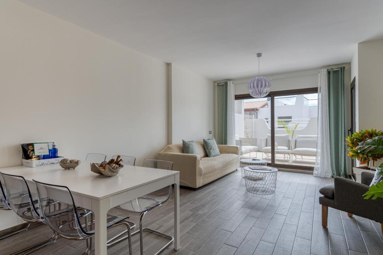 Homeforguest Flat With Large Terrace In Modern Residential Complex With Swimming Pool Калета-де-Фусте Екстер'єр фото