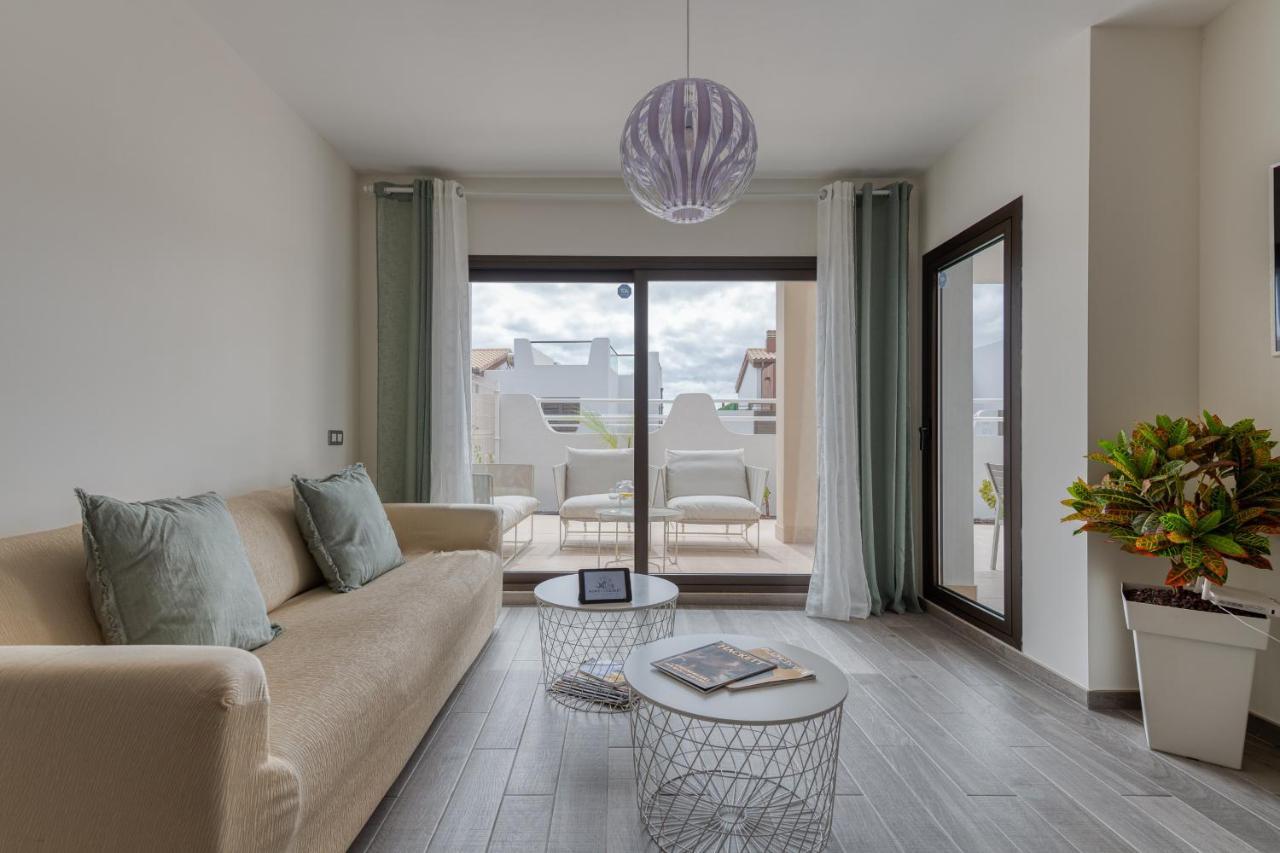 Homeforguest Flat With Large Terrace In Modern Residential Complex With Swimming Pool Калета-де-Фусте Екстер'єр фото